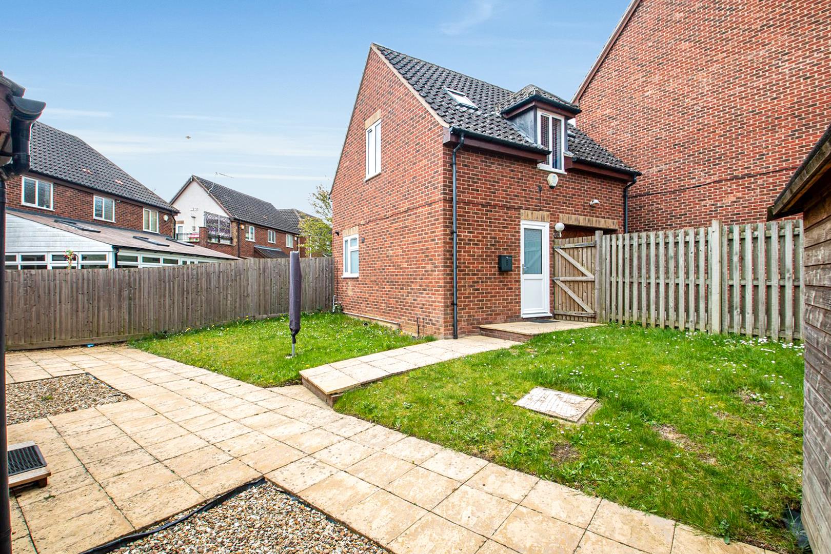 Vernier Crescent, Medbourne, Milton Keynes